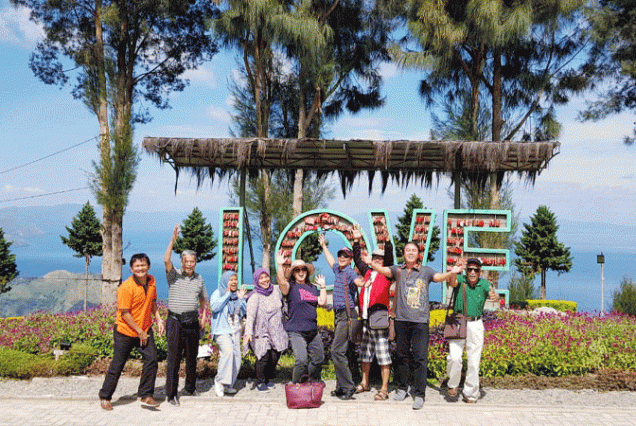 Taman Simalem & Berastagi One Day Tour from Medan