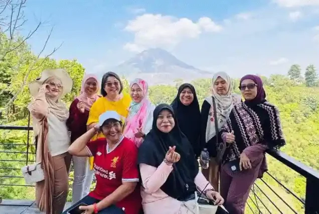 North Sumatra Tour Package: Medan Lake Toba Samosir 6D5N