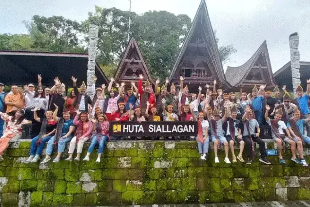 Medan Lake Toba Tour Package 4D3N: Culture & Nature Escape